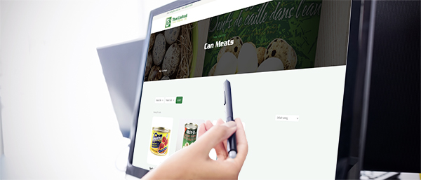Retailer browsing Thai United Asian food and products Retailer browsing Thai United Asian food and products
